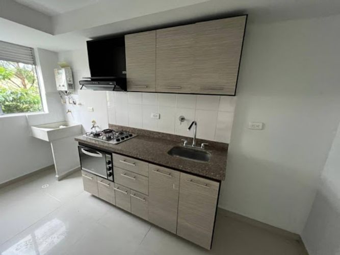 Apartamento de 3 alcobas en arriendo en Rodeo Alto, Medellín, 65 m² · foto 9 de 24