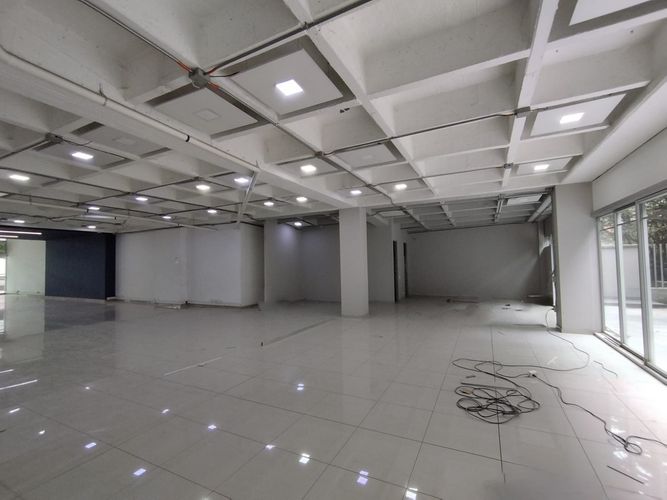 Oficina en arriendo en El Poblado, Medellín, 500 m² · foto 19 de 20