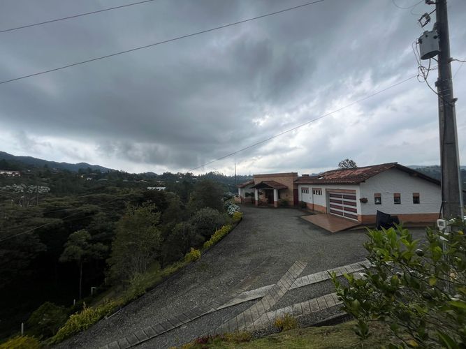 Finca en arriendo en El Retiro, 400 m² · foto 2 de 20