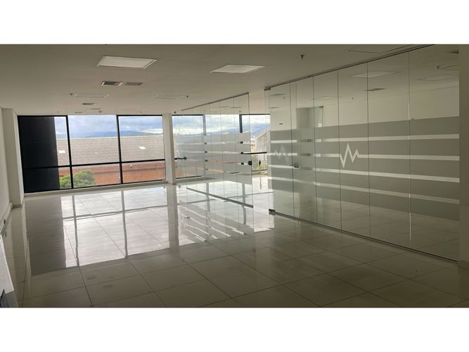 Office for rent in Fontibon, Bogotá