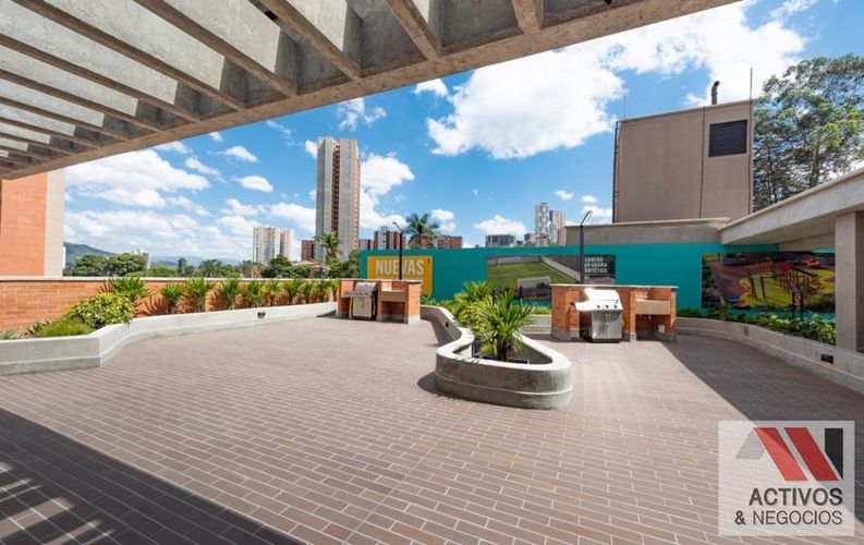 Apartamento de 3 alcobas en venta en Loma De San Jose, Sabaneta, 87 m² · foto 5 de 24
