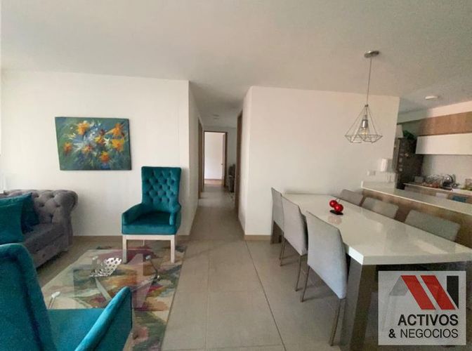 Apartamento de 3 alcobas en venta en Loma De San Jose, Sabaneta, 87 m² · foto 8 de 24