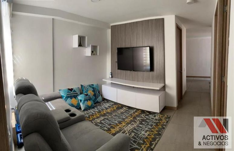 Apartamento de 3 alcobas en venta en Loma De San Jose, Sabaneta, 87 m² · foto 18 de 24