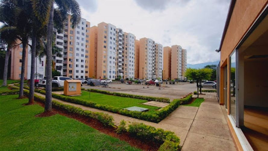 Apartamento de 2 alcobas en venta en Ub. Quintas De Bolivar, Jamundí, 62 m² · foto 2 de 22