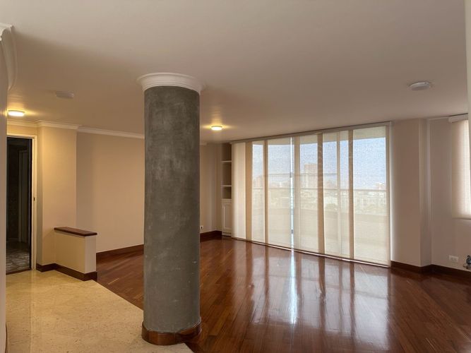 Apartamento de 3 alcobas en arriendo en El Poblado, Medellín, 150 m² · foto 2 de 20
