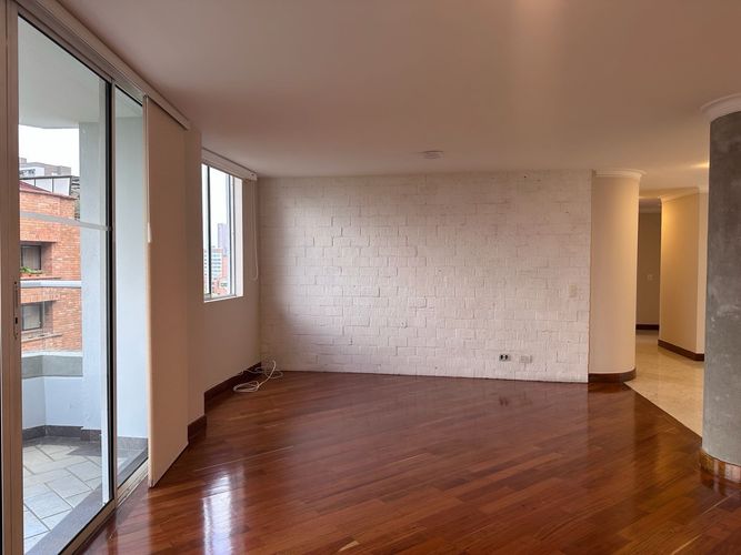 Apartamento de 3 alcobas en arriendo en El Poblado, Medellín, 150 m² · foto 11 de 20