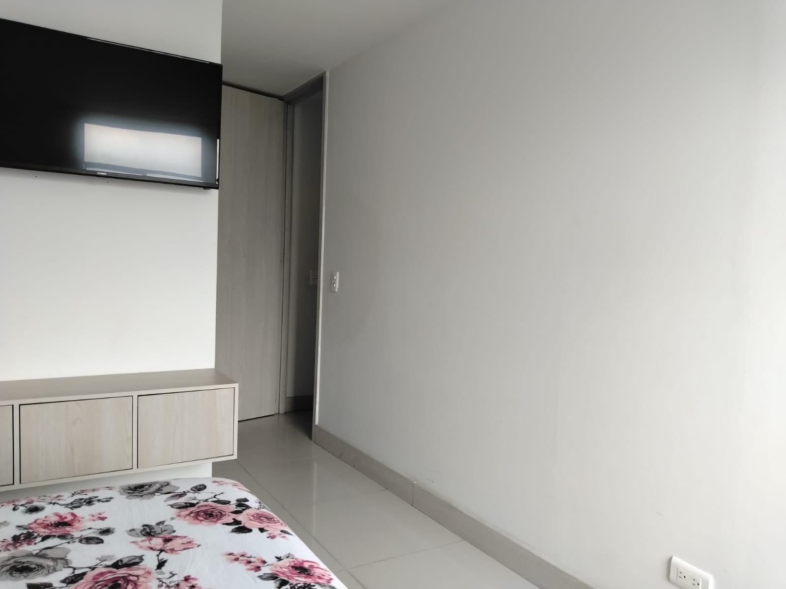 Apartamento en arriendo en El Poblado, Medellín · foto 12 de 19