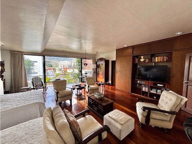 Casa de 5 alcobas en venta en Arboledas, Cali, 670 m² · foto 2 de 22