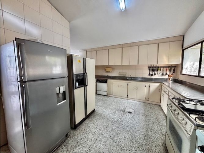 Casa de 5 alcobas en venta en Arboledas, Cali, 670 m² · foto 5 de 22