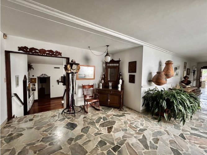 Casa de 5 alcobas en venta en Arboledas, Cali, 670 m² · foto 7 de 22