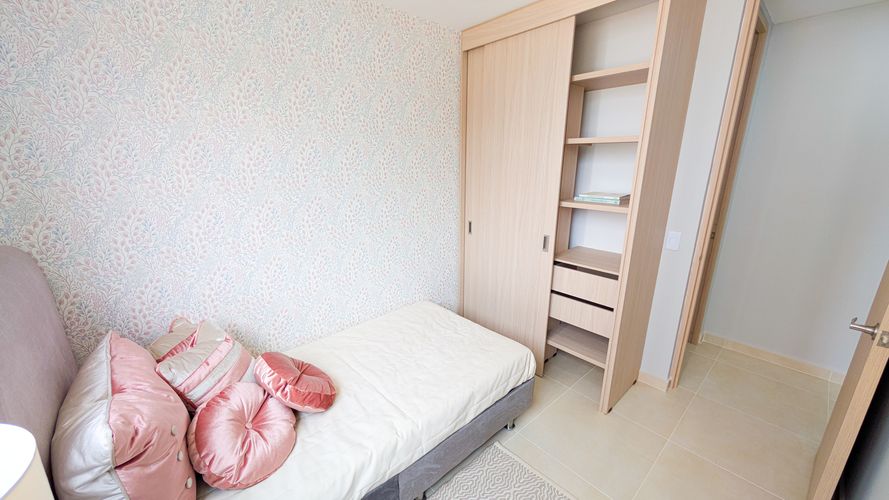 Apartamento de 3 alcobas en venta en Sagrado Corazon, Girón, 68 m² · foto 11 de 20