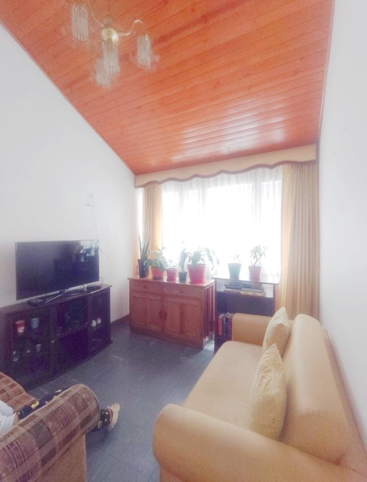 Casa en venta en Engativá, Bogotá · foto 5 de 24
