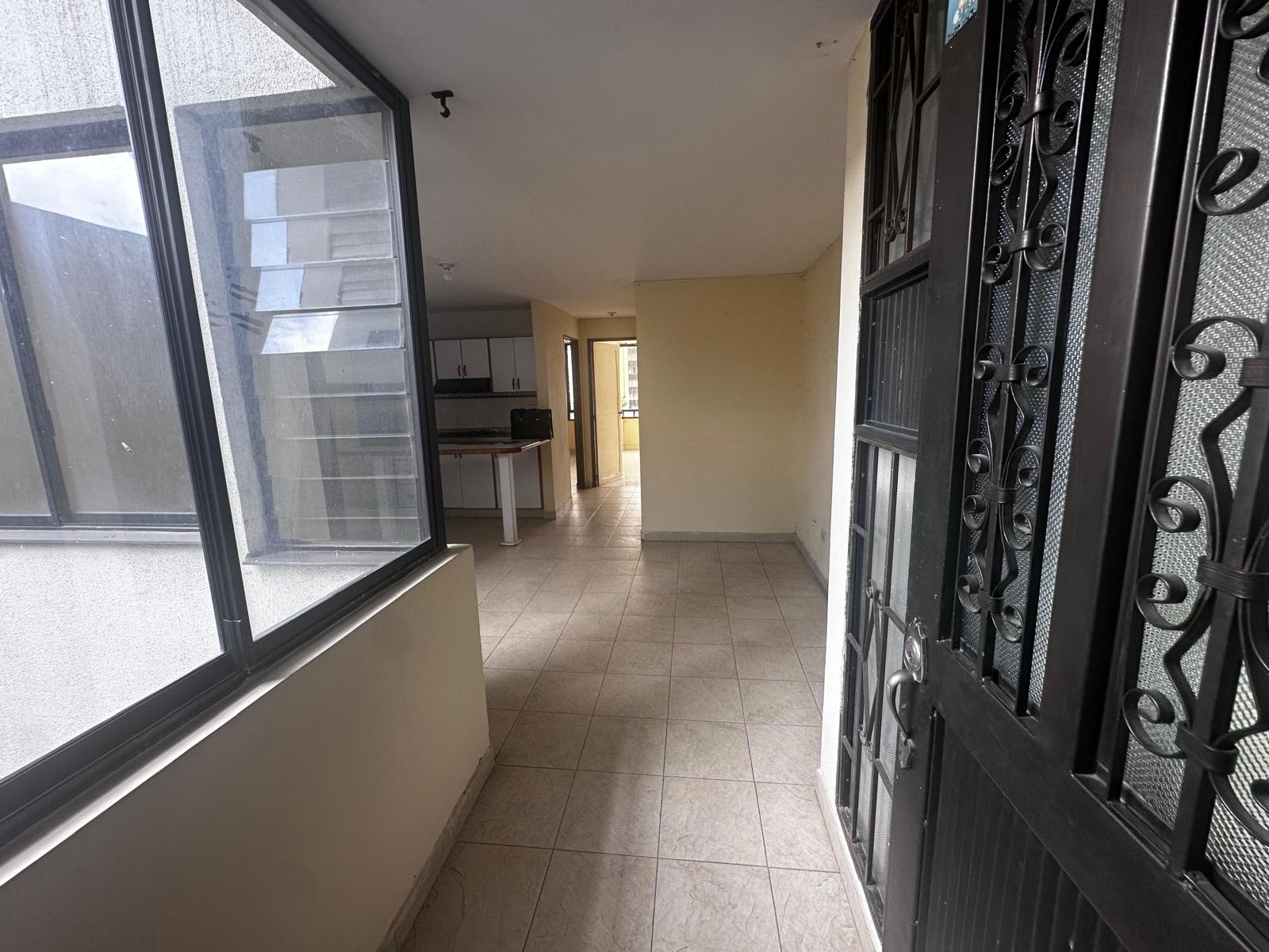 Apartamento en venta en Sector Galeria Central, Pereira · foto 9 de 15