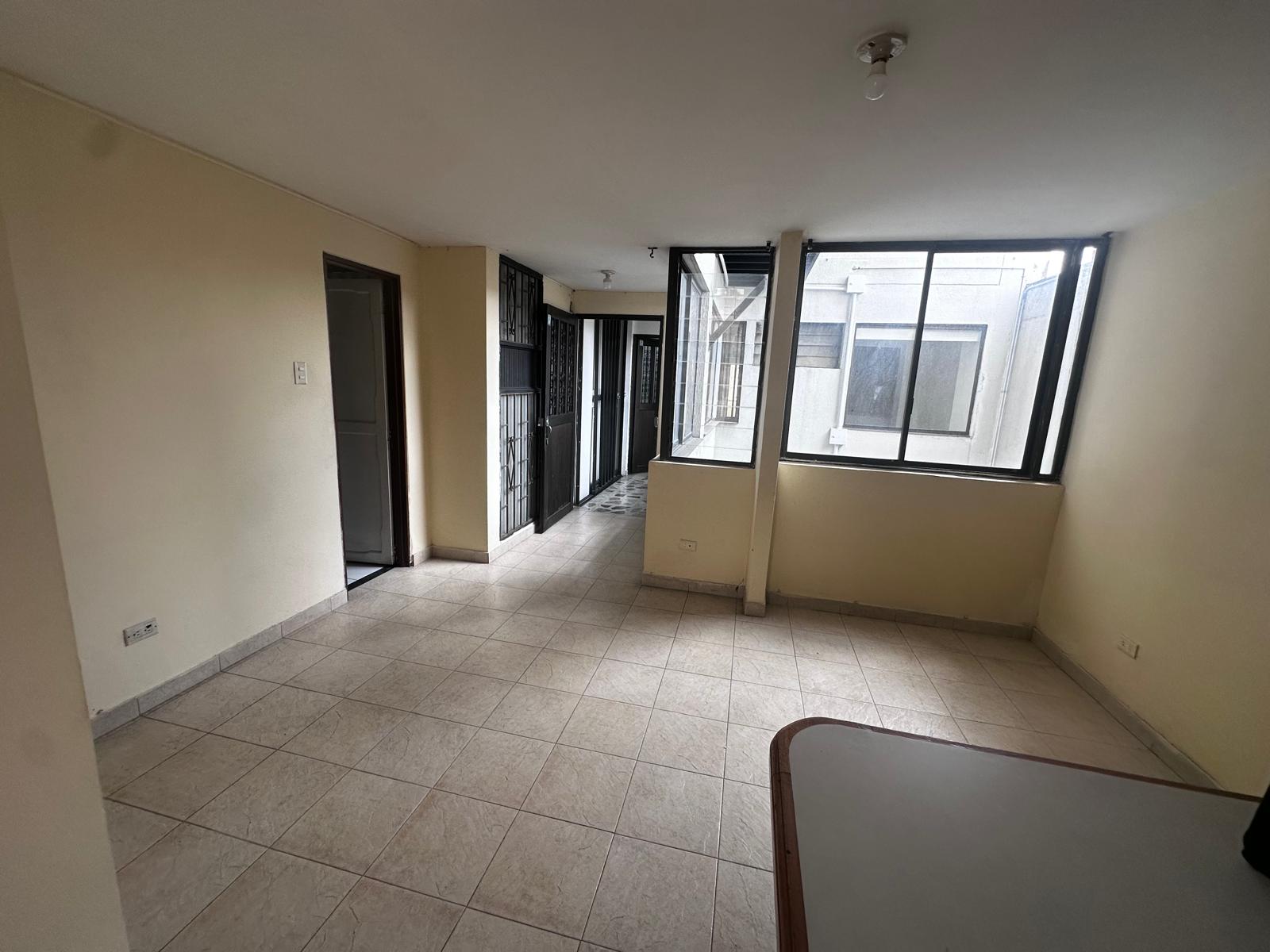 Apartamento en venta en Sector Galeria Central, Pereira · foto 12 de 15