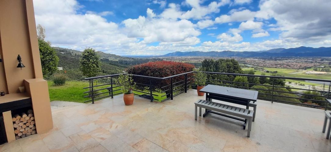Casa de 5 alcobas en venta en Sindamanoy, Chía, 680 m² · foto 11 de 20