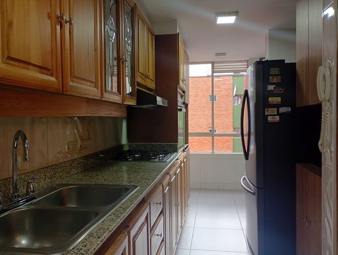 Apartamento de 2 alcobas en arriendo en Laureles, Medellín, 140 m² · foto 7 de 19