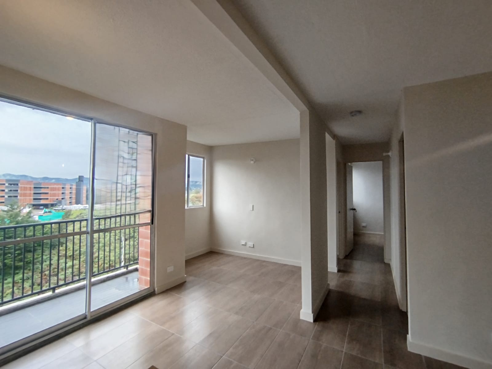 Apartamento en arriendo en Centro, Rionegro · foto 3 de 11