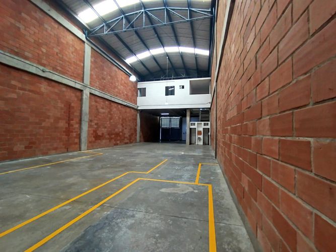 Bodega en arriendo en El Porvenir, Rionegro, 400 m² · foto 4 de 13