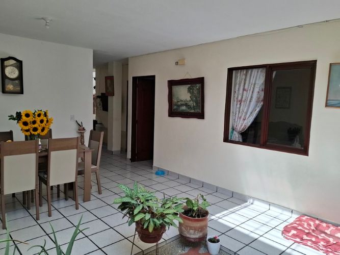 Casa de 3 alcobas en venta en Campo Valdes No.2, Medellín, 231 m² · foto 5 de 24