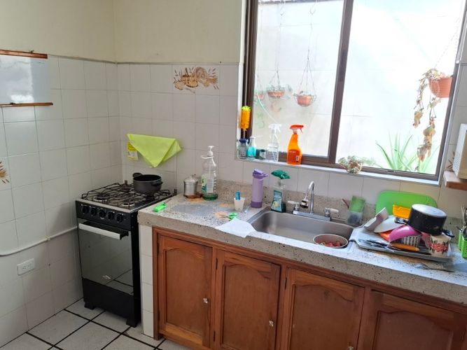 Casa de 3 alcobas en venta en Campo Valdes No.2, Medellín, 231 m² · foto 9 de 24