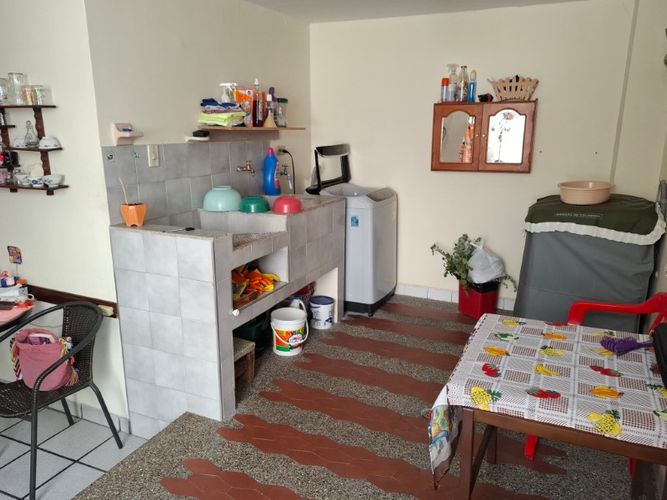 Casa de 3 alcobas en venta en Campo Valdes No.2, Medellín, 231 m² · foto 22 de 24