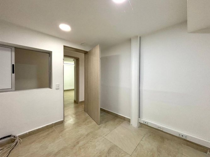 Oficina en arriendo en El Poblado, Medellín, 200 m² · foto 15 de 23