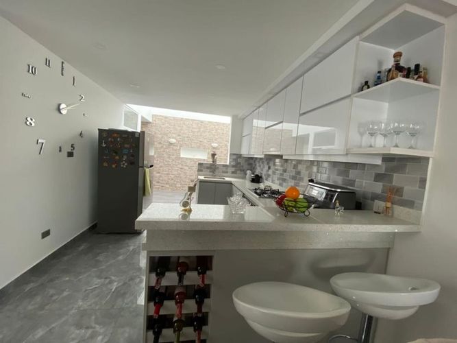 Casa de 4 alcobas en venta en La Ceja, 160 m² · foto 9 de 24