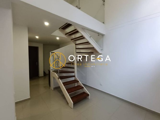 Apartamento de 3 alcobas en venta en Cañaveral, Floridablanca, 108 m² · foto 6 de 24