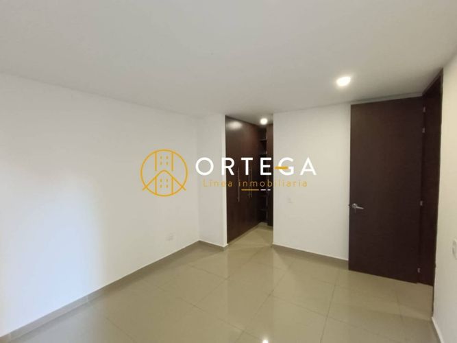 Apartamento de 3 alcobas en venta en Cañaveral, Floridablanca, 108 m² · foto 10 de 24