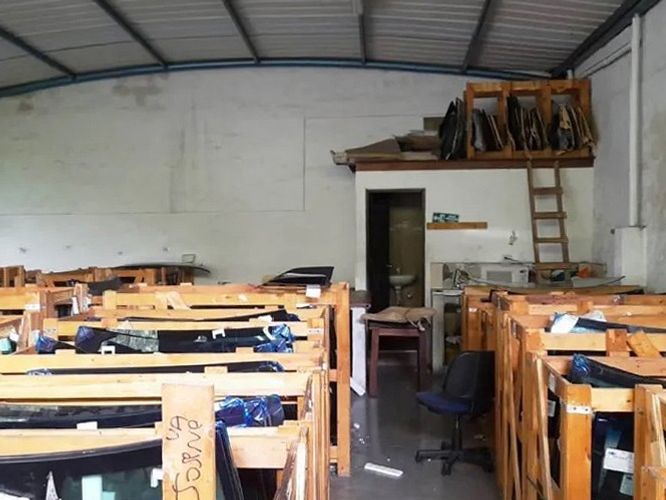 Bodega en arriendo en Trinidad, Medellín, 226 m² · foto 2 de 5