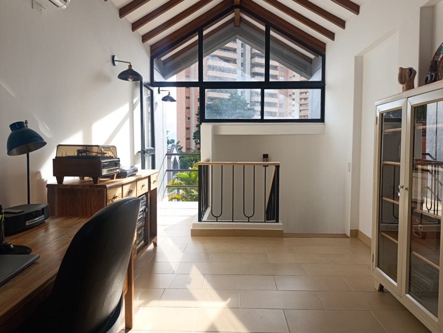 Casa en arriendo en El Poblado, Medellín · foto 15 de 20