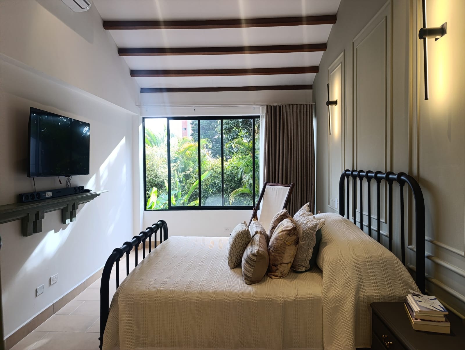 Casa en arriendo en El Poblado, Medellín · foto 14 de 20