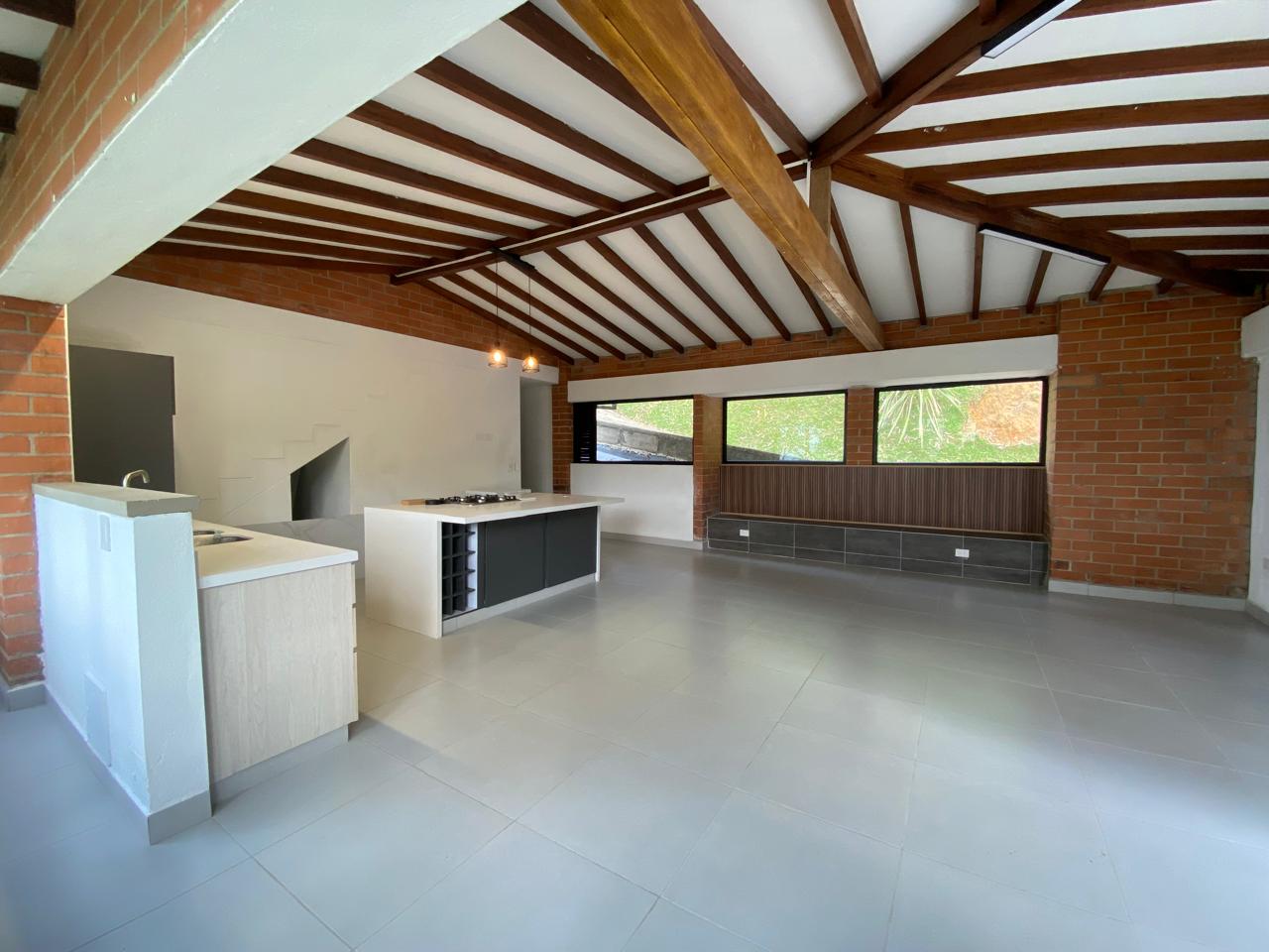Casa en Arriendo en Vereda la doctora, Sabaneta