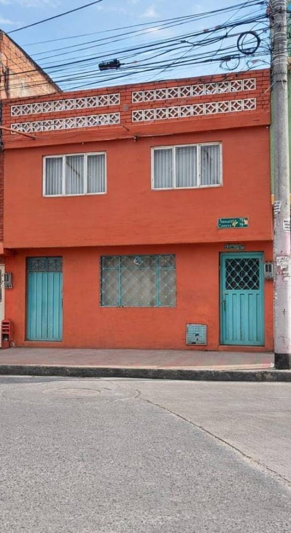 Casa en venta en Bosa San Diego, Bogotá · foto 3 de 13