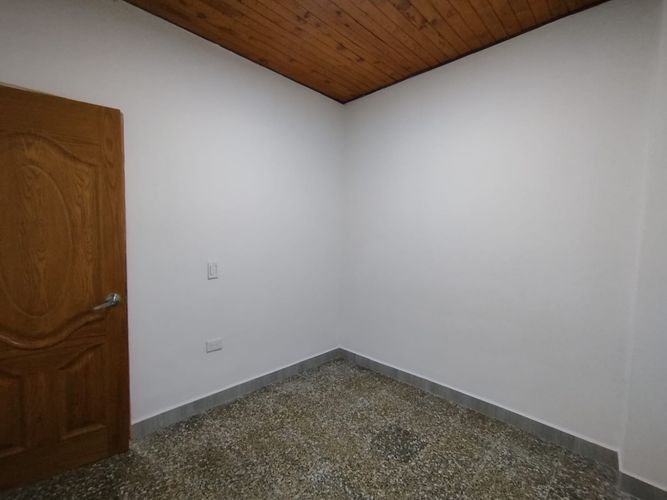 Local en arriendo en La Ceja, 38 m² · foto 8 de 15