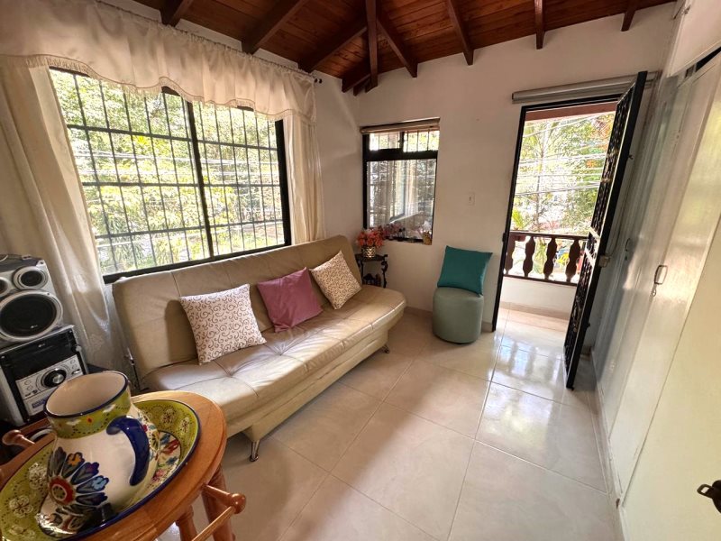 Casa en venta en La Magnolia, Envigado · foto 5 de 12