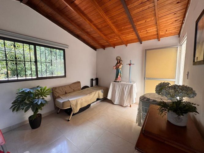 Casa en venta en La Magnolia, Envigado · foto 11 de 12