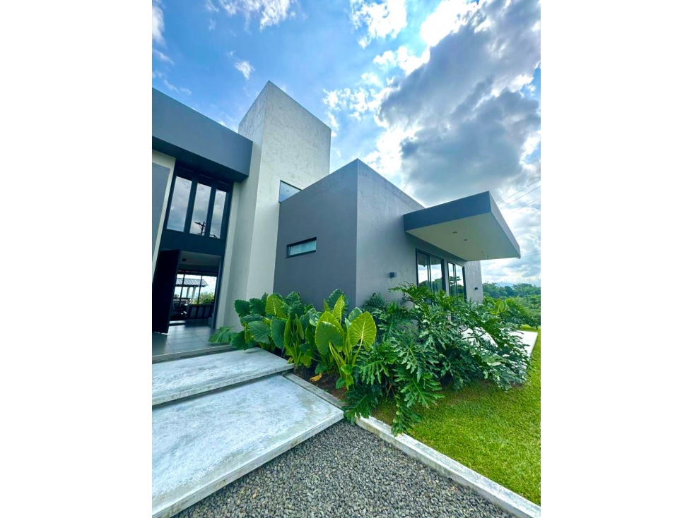Casa en venta en Cerritos, Pereira · foto 2 de 9