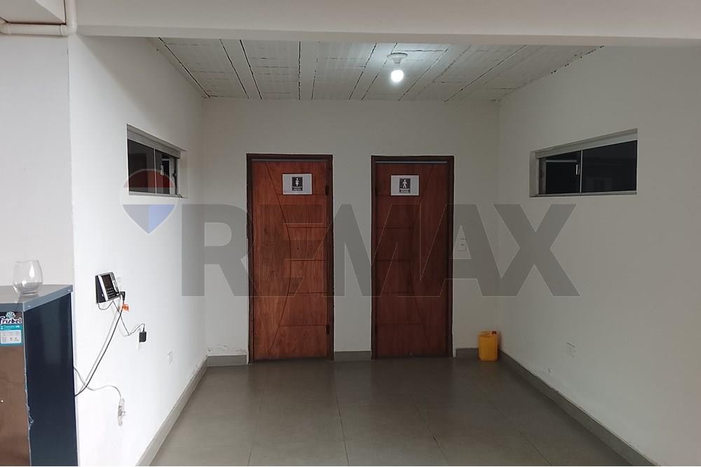 Amplio Depósito en M. R. Alonso 768 m² con Oficinas. 17,000,000 ₲ Mensual (M.L.) — foto 2