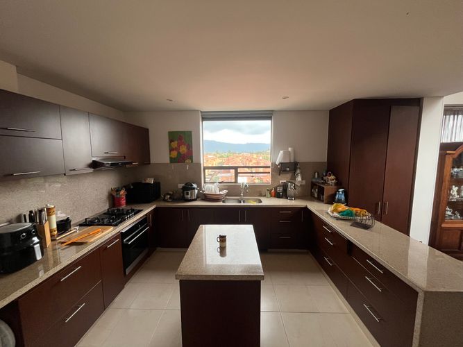 Apartamento de 3 alcobas en venta en Camino De Arrayanes, Bogotá, 230 m² · foto 7 de 22