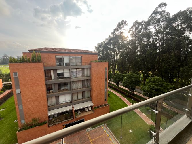 Apartamento de 3 alcobas en venta en Camino De Arrayanes, Bogotá, 230 m² · foto 21 de 22