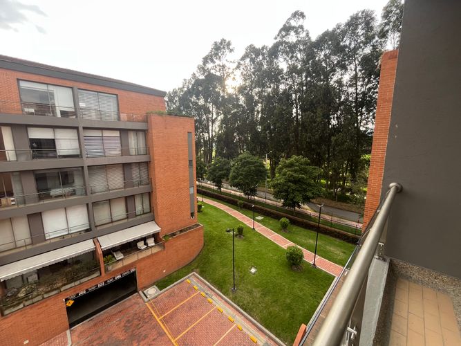 Apartamento de 3 alcobas en venta en Camino De Arrayanes, Bogotá, 230 m² · foto 22 de 22