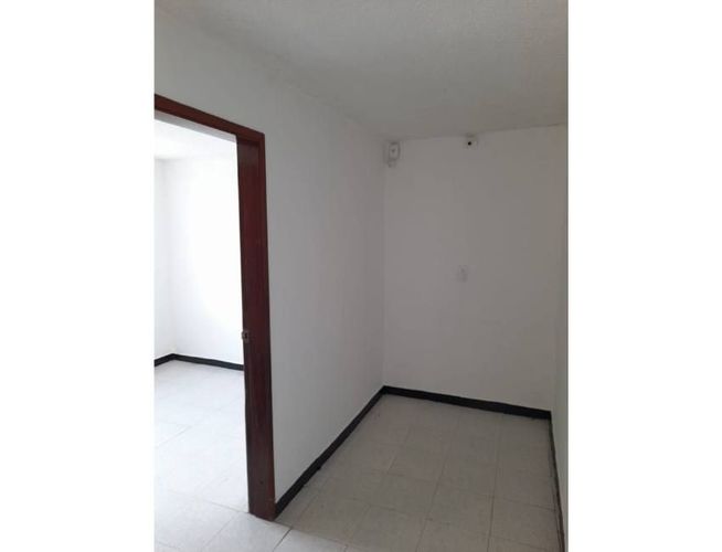 Apartamento de 3 alcobas en venta en Comuneros, Bucaramanga, 62 m² · foto 6 de 14