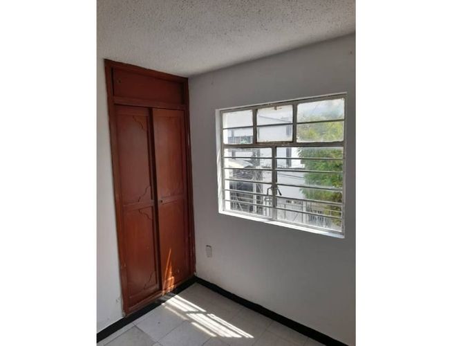 Apartamento de 3 alcobas en venta en Comuneros, Bucaramanga, 62 m² · foto 7 de 14