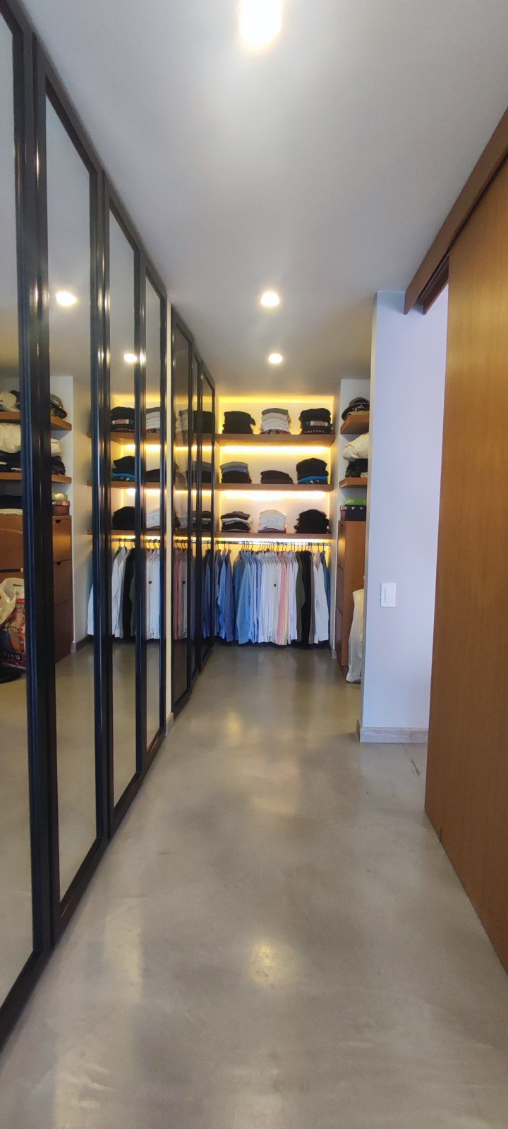 Apartamento en venta en Los Rosales, Bogotá · foto 8 de 12