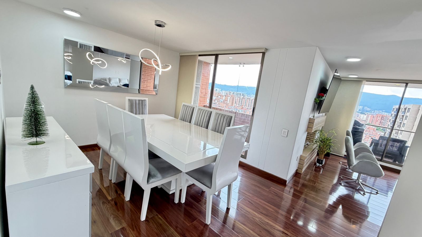 Apartamento en venta en Colina Campestre, Bogotá · foto 3 de 24