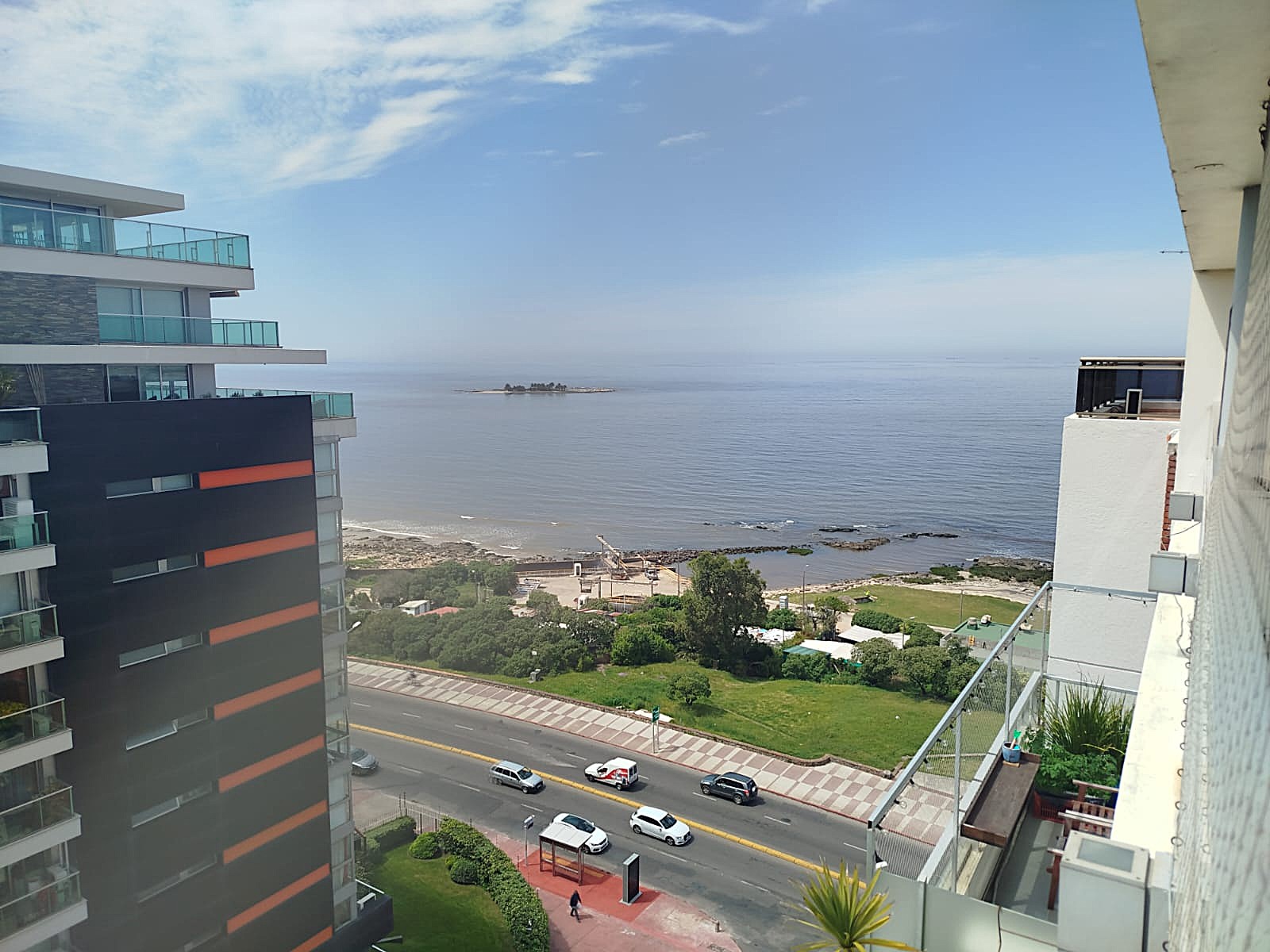 DUPLEX EN MALVIN,  PENTHOUSE A METROS DE MAR!!