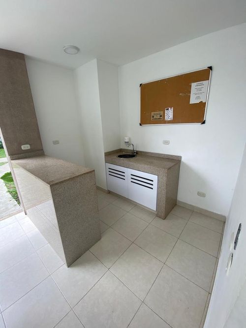 Apartamento de 2 alcobas en venta en Guabinas, Yumbo, 60 m² · foto 12 de 19