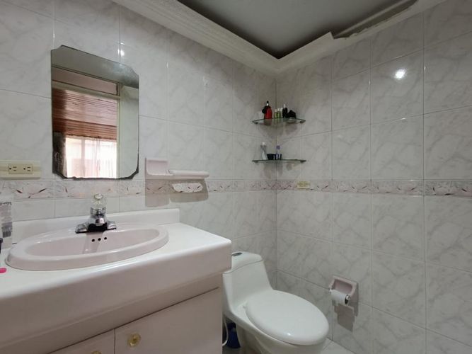 Casa de 5 alcobas en venta en Centro Historico, Tunja, 220 m² · foto 16 de 18