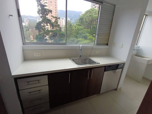 Apartamento en arriendo en Vizcaya, Medellín · foto 5 de 24